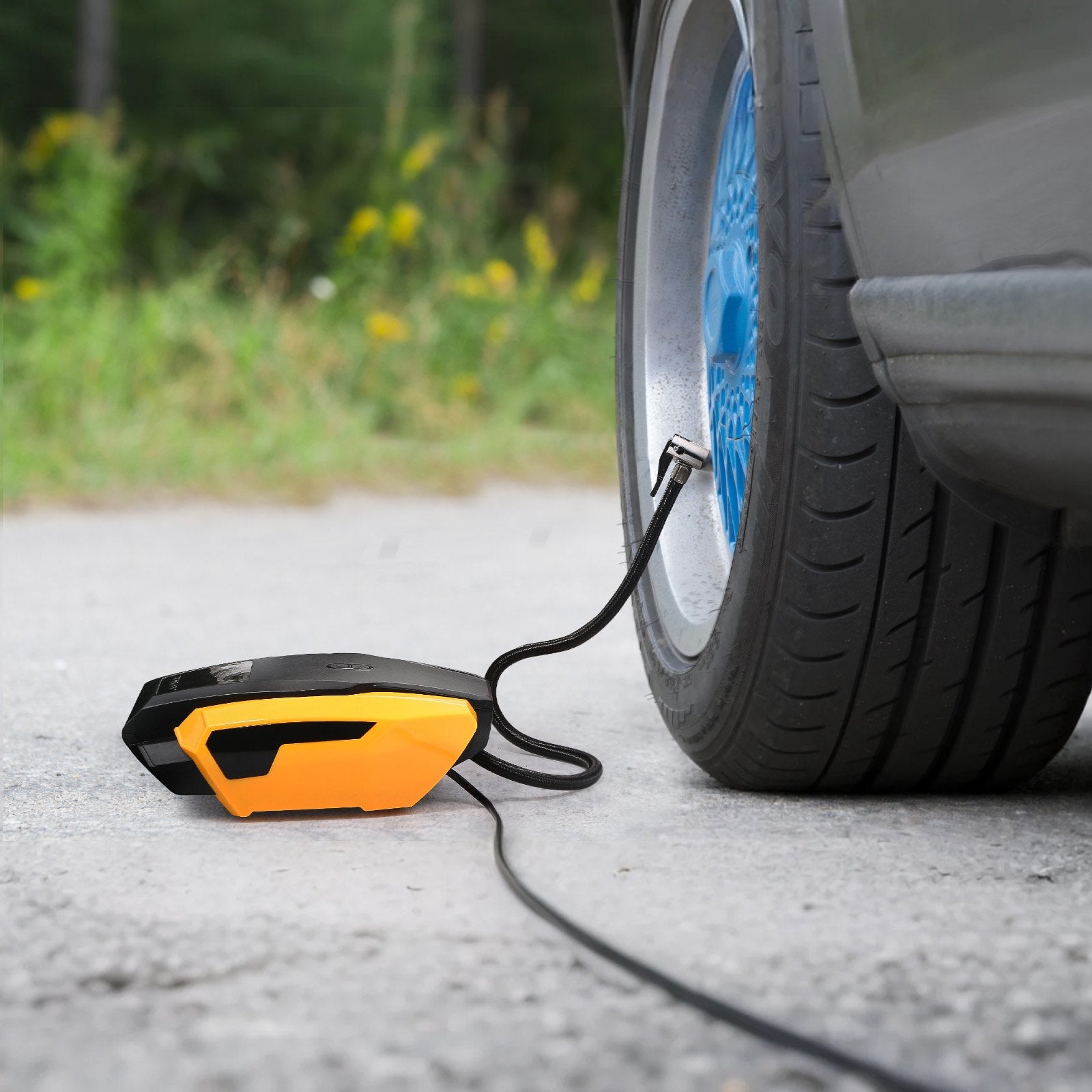 32 Piece Car Roadside Emergency Kit with Auto Safety Tools