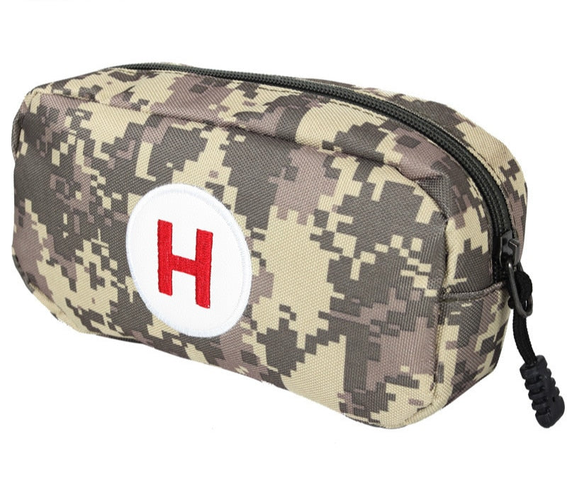 Camouflage First Aid Storage Bag Waterproof Oxford Compact Organizer for Travel and Outdoor Use