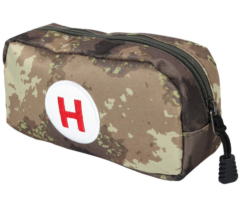 Camouflage First Aid Storage Bag Waterproof Oxford Compact Organizer for Travel and Outdoor Use